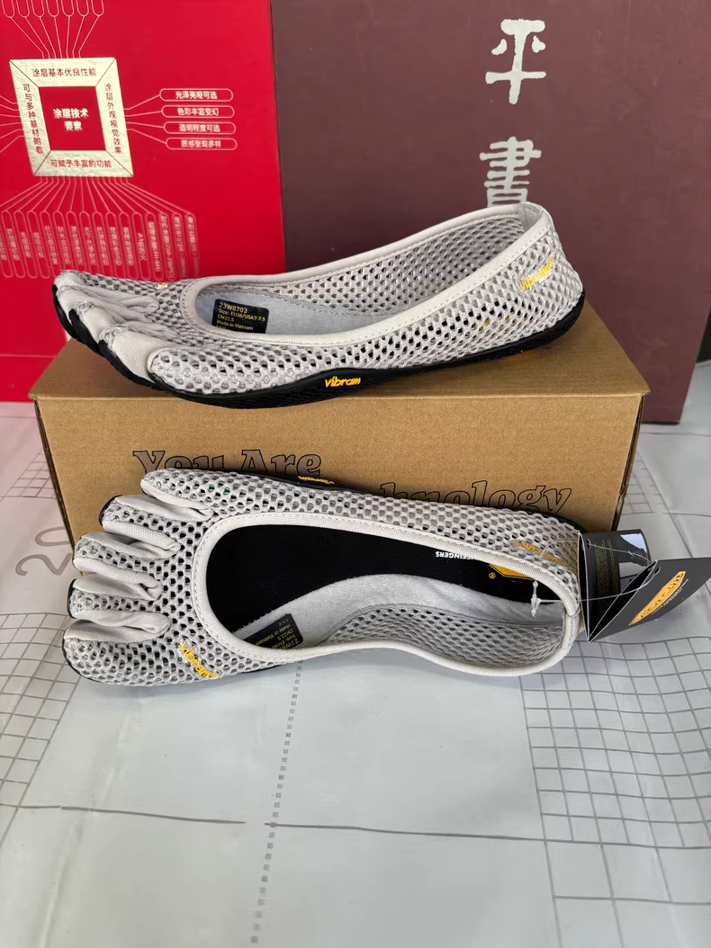 Men five-finger shoes women's  - огляд і ціна Men'S Training Shoes