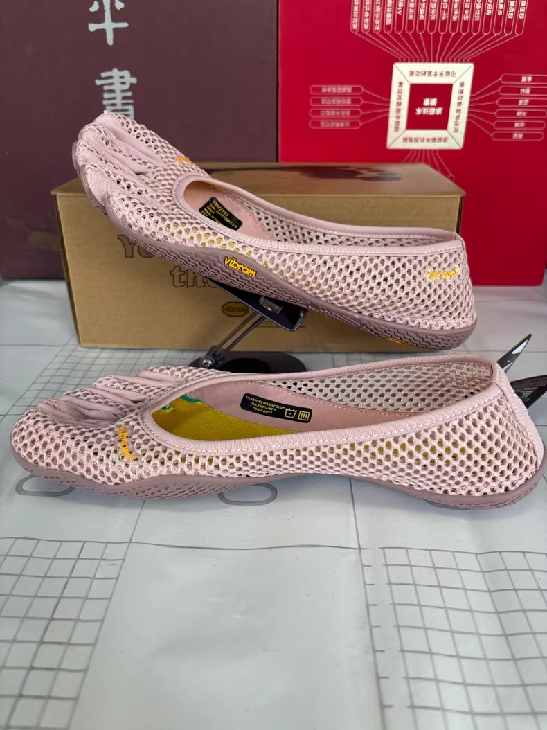 Men five-finger shoes women's  - огляд і ціна Men'S Training Shoes