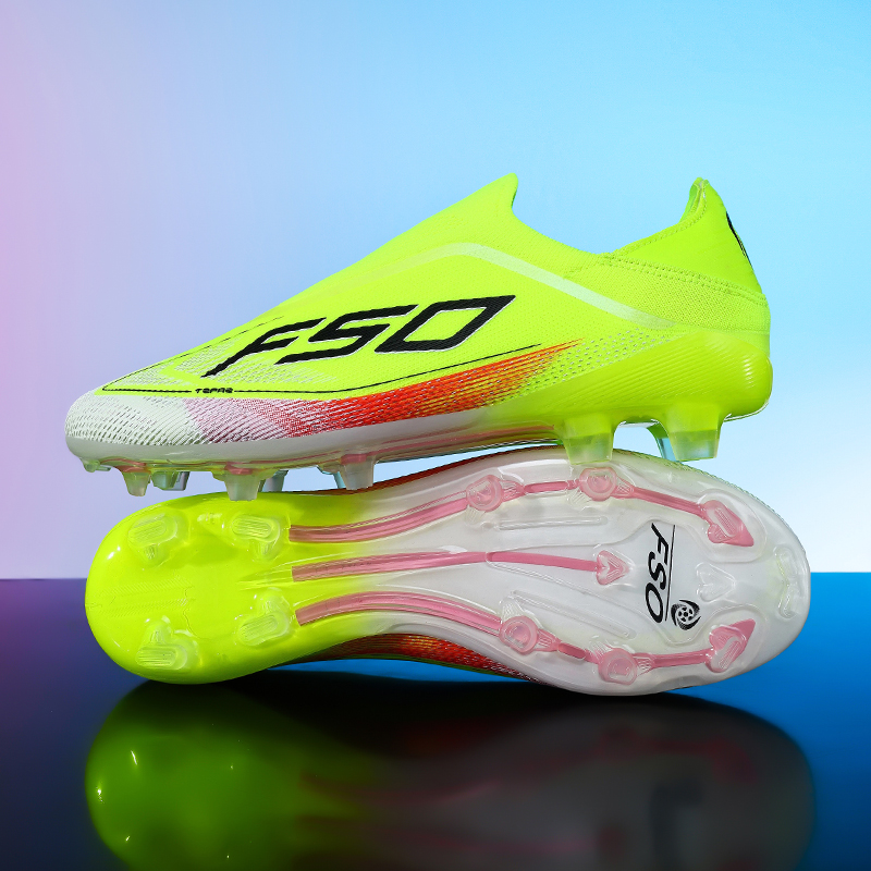 New Men Soccer Shoes Grass Cle - огляд і ціна Men Shoes Marks