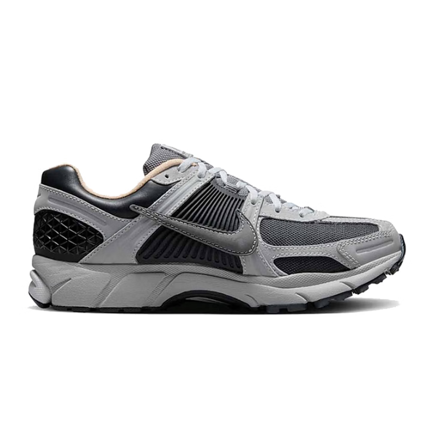 Nike Zoom Vomero 5 Soft, Comfo - огляд і ціна Men'S Shoes Nike Black
