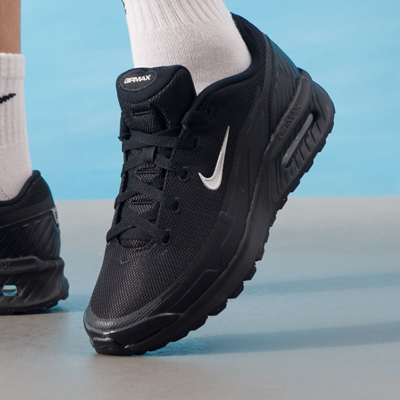 Nike Men's Air Max BIA SE New  - огляд і ціна Men'S Shoes Nike Black