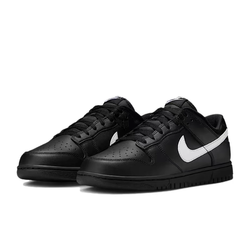 Nike Dunk Low-Top Skate Shoes  - огляд і ціна Men'S Shoes Nike Black